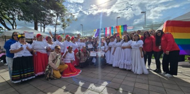 Firma Pacto Comunidad LGBTI en Usme