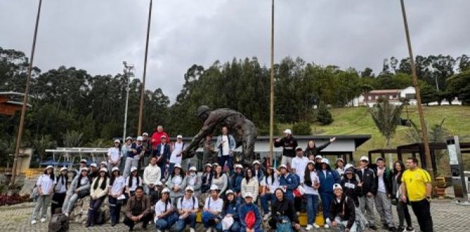 Escuela de Patrimonio de Usme en salida a Zipaquirá